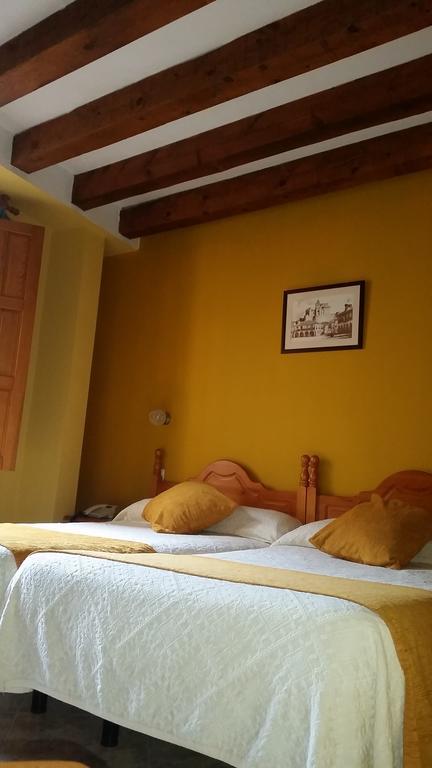 San Miguel Hotel เซโกเวีย ภายนอก รูปภาพ
